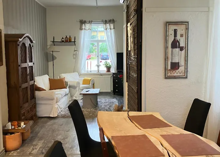 Vanha Kanttorila, , A 2-kerroksinen * لوفيزا